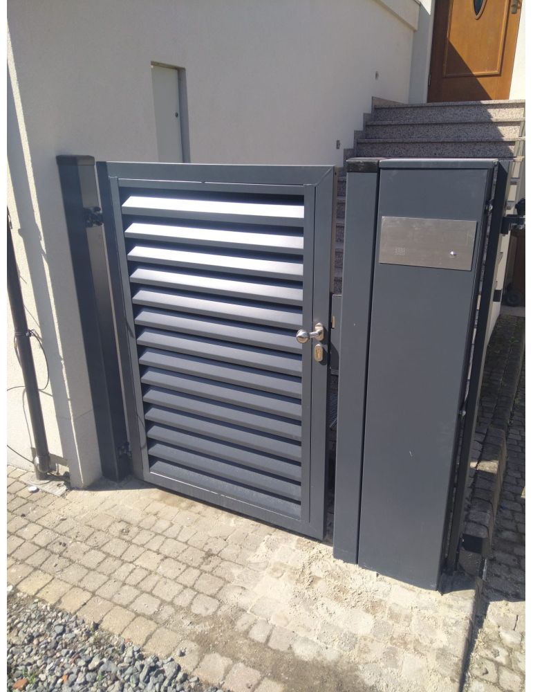 Furtka żaluzjowa persiane