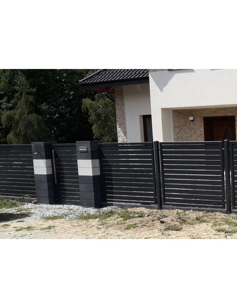 furtka palisadowa z lamelem poziomym