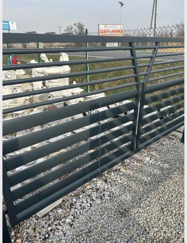 Brama dwuskrzydłowa Expo 5 ręczna